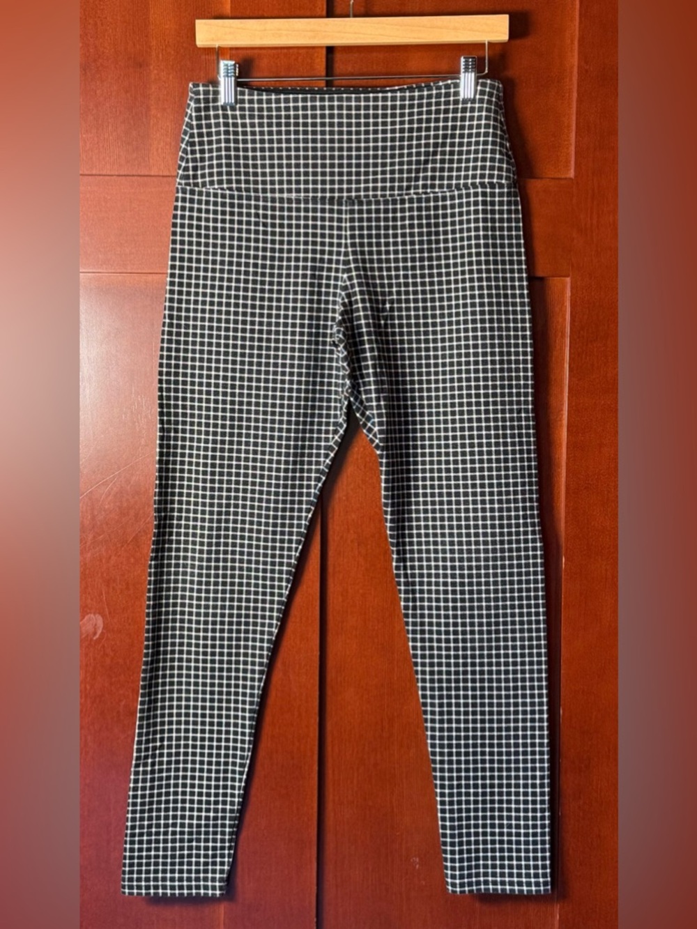 Caffe’ Marrakesh Black Plaid Ultra Tummy Control Leggings Size Medium